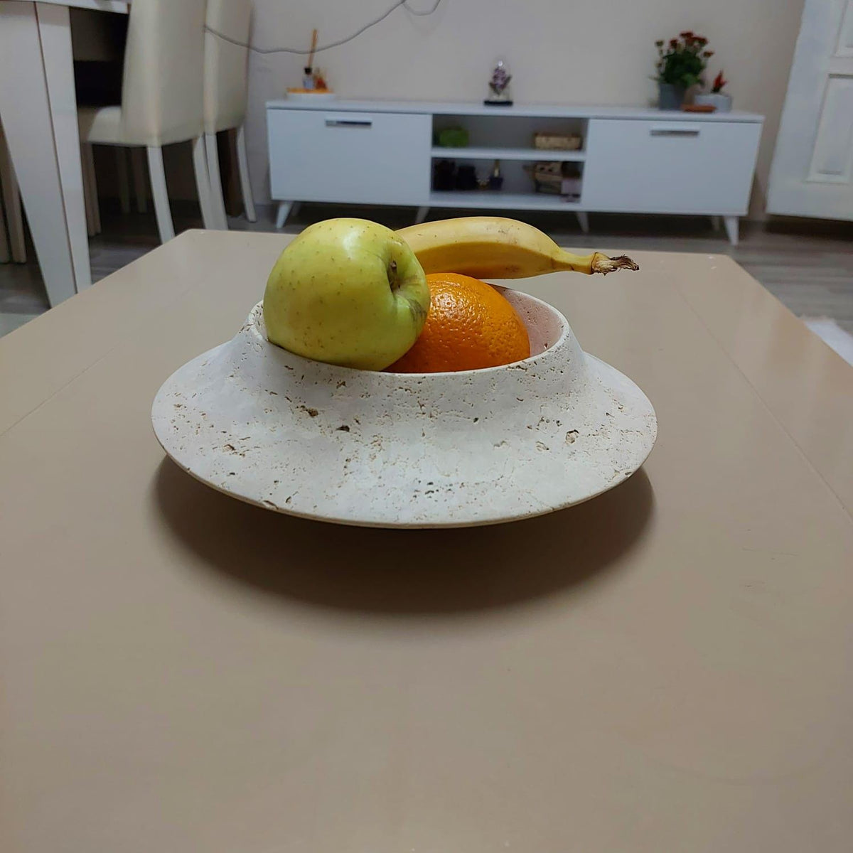 Traverten UFO Kase