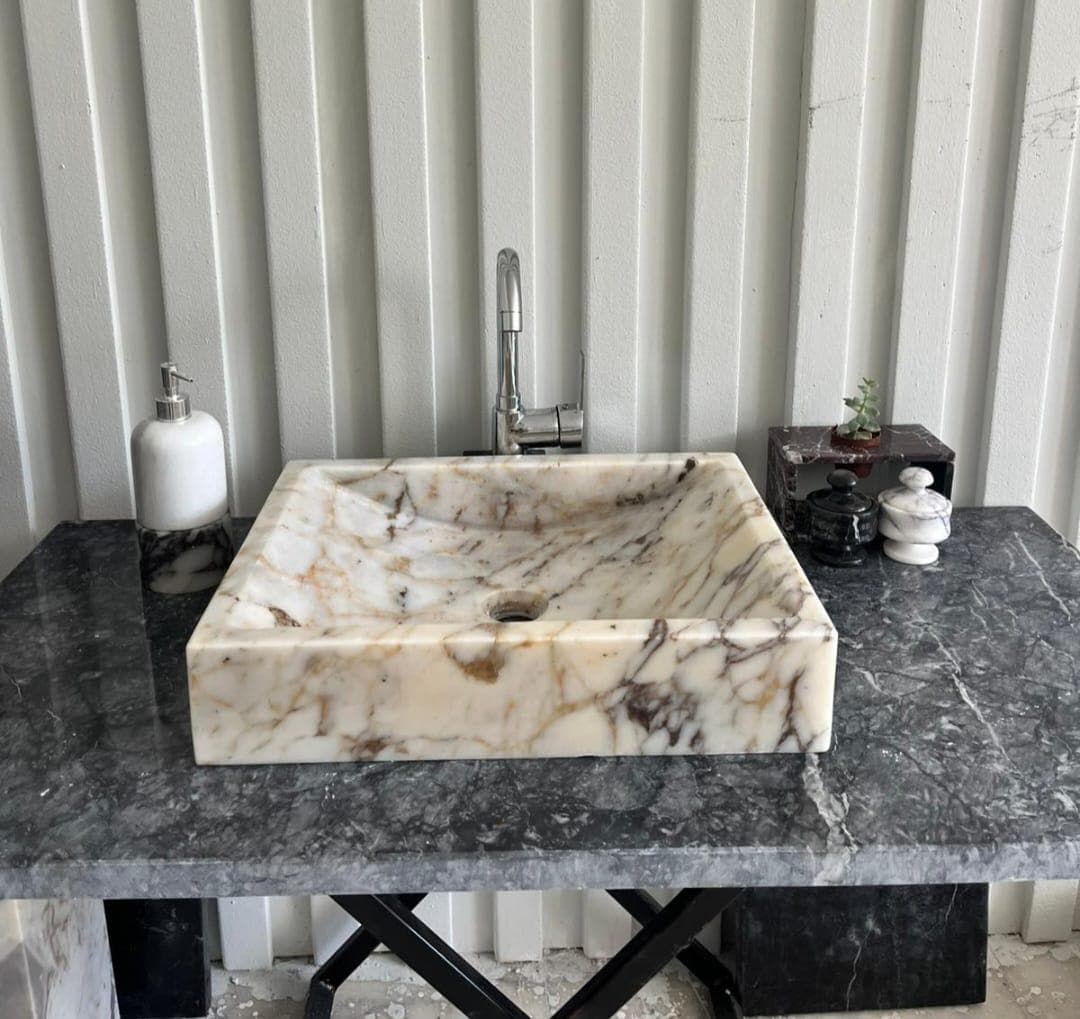 Calacatta Rectangular Sink