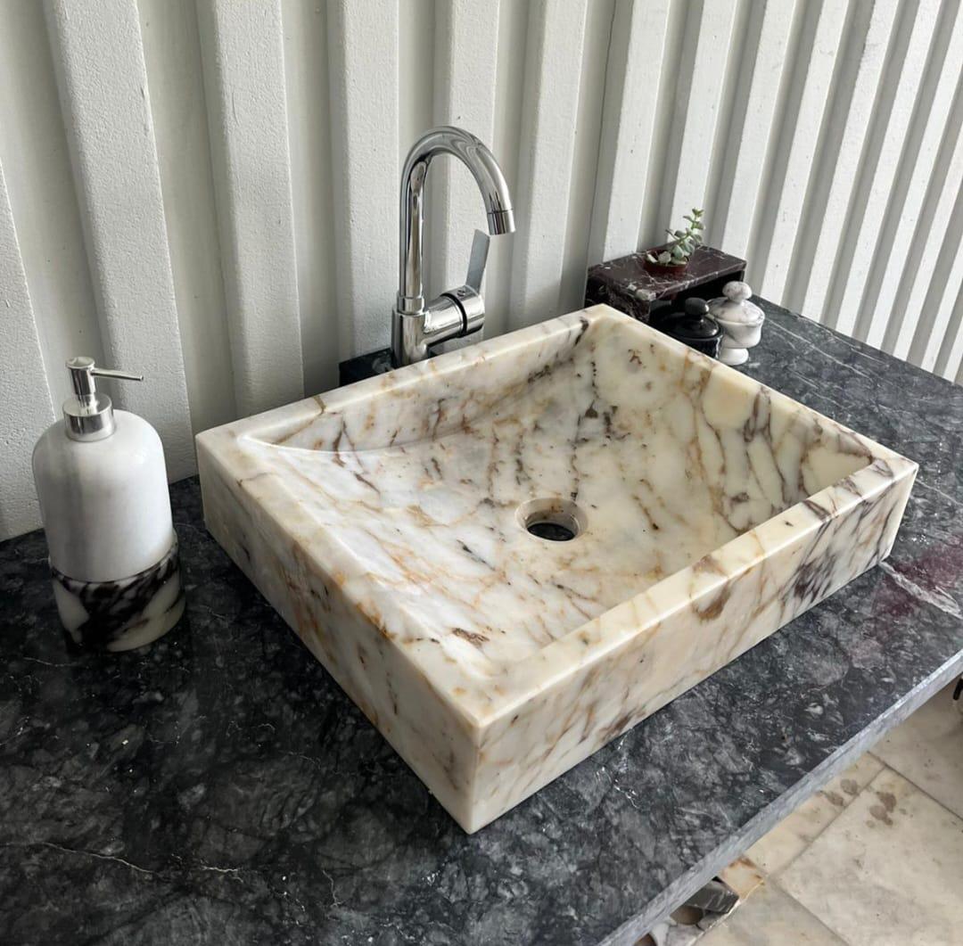 Calacatta Rectangular Sink