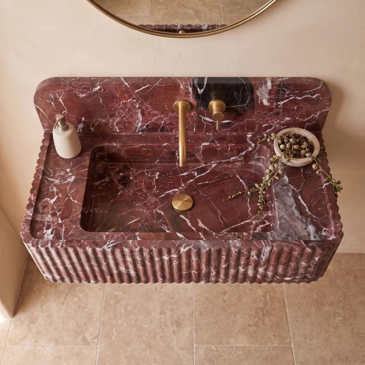 کنسول روشویی دیواری شیاردار روسو لوانتو